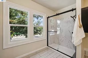 6031 Camden St, Oakland, CA 94605 - Photo 33
