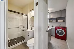 6031 Camden St, Oakland, CA 94605 - Photo 13