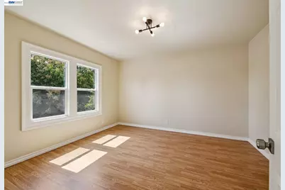 6031 Camden St, Oakland, CA 94605 - Photo 41