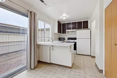 34644 Greenstone Cmn, Fremont, CA 94555 - Photo 5