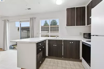 34644 Greenstone Cmn, Fremont, CA 94555 - Photo 3