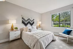 45 Schooner Ct, Richmond, CA 94804 - Photo 13
