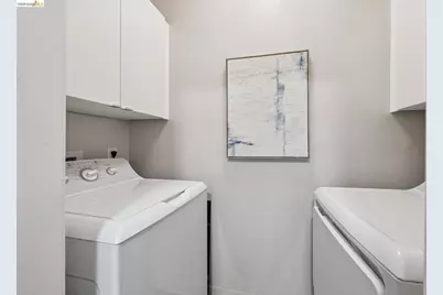 45 Schooner Ct, Richmond, CA 94804 - Photo 21