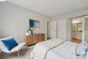 45 Schooner Ct, Richmond, CA 94804 - Photo 15