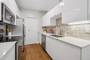 45 Schooner Ct, Richmond, CA 94804 - Photo 9