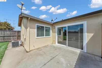 1300 Trembath Ln, Antioch, CA 94509 - Photo 27