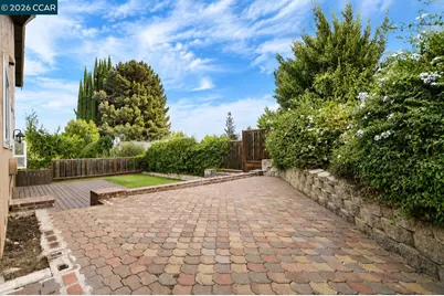 1325 New Hampshire Dr, Concord, CA 94521 - Photo 45