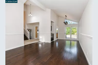 1325 New Hampshire Dr, Concord, CA 94521 - Photo 9