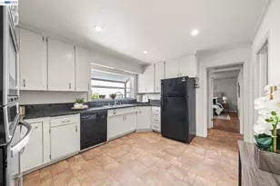 1540 Crescent Ave, Castro Valley, CA 94546 - Photo 9