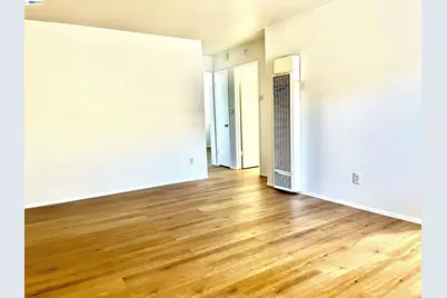 582 H St, Benicia, CA 94510 - Photo 3