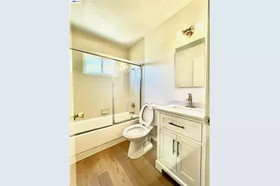 582 H St, Benicia, CA 94510 - Photo 7