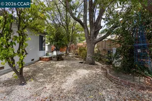 395 Marti Marie Dr, Martinez, CA 94553 - Photo 25