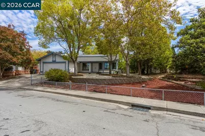 395 Marti Marie Dr, Martinez, CA 94553 - Photo 27