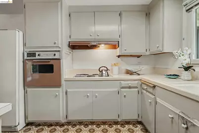 4847 Beckham Court, Concord, CA 94521 - Photo 11