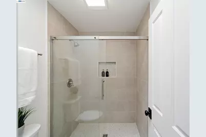 7516 Olive Dr, Pleasanton, CA 94588 - Photo 25