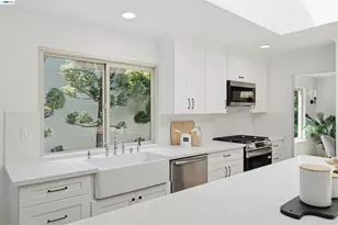 7516 Olive Dr, Pleasanton, CA 94588 - Photo 11