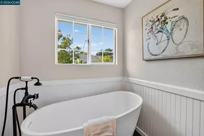 1035 Pinehurst Ct, Concord, CA 94521 - Photo 19