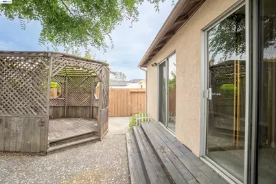 14972 Endicott St, San Leandro, CA 94579 - Photo 21