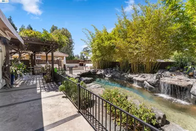 1339 Pegan Cmn, Livermore, CA 94550 - Photo 33