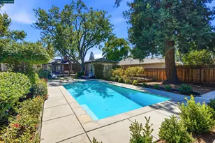148 Roslyn Dr, Concord, CA 94518 - Photo 35