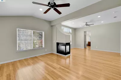 10324 Almanor Cir, Stockton, CA 95219 - Photo 17