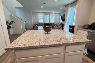 215 Manatee, Suisun City, CA 94585 - Photo 9