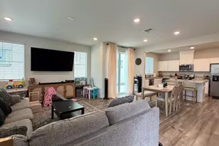 215 Manatee, Suisun City, CA 94585 - Photo 29