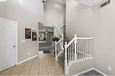 1250 Picadilly Ln, Brentwood, CA 94513 - Photo 9