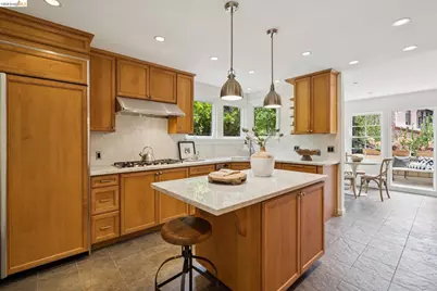 312 Saint James Drive, Piedmont, CA 94611 - Photo 15
