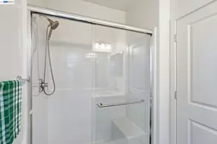 3039 Paxton Ct, Lathrop, CA 95330 - Photo 51