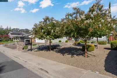 726 Bloching Circle, Clayton, CA 94517 - Photo 55