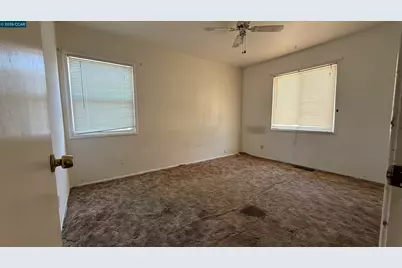 176 Sequoia Dr, Pittsburg, CA 94565 - Photo 5