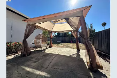 18567 Hunter Ave, San Lorenzo, CA 94541 - Photo 5