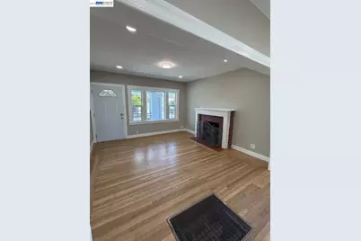2050 102nd Ave, Oakland, CA 94603 - Photo 15