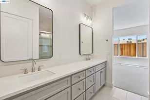 1054 Riverbend Dr, Brentwood, CA 94513 - Photo 13