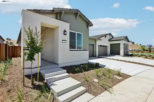 1054 Riverbend Dr, Brentwood, CA 94513 - Photo 3