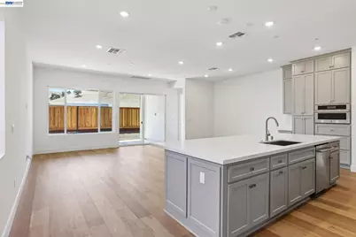 1054 Riverbend Drive, Brentwood, CA 94513 - Photo 5