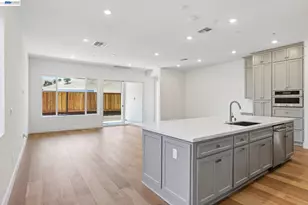 1054 Riverbend Dr, Brentwood, CA 94513 - Photo 5