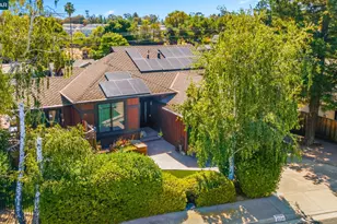 2554 Holly View Ct, Martinez, CA 94553 - Photo 49