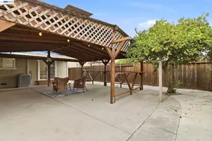 824 Moraga Dr, San Leandro, CA 94578 - Photo 33