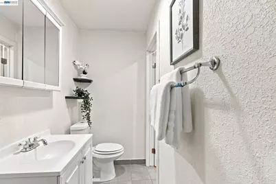 824 Moraga Dr, San Leandro, CA 94578 - Photo 15