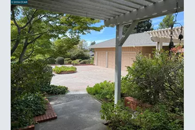 3611 Vista Charonoaks, Walnut Creek, CA 94598 - Photo 29