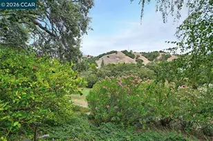 3248 Tice Creek Dr, Walnut Creek, CA 94595 - Photo 13