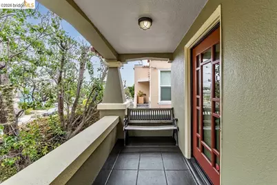571 Athol, Oakland, CA 94606 - Photo 5