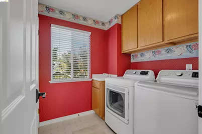 1835 Mountview Ter, Benicia, CA 94510 - Photo 19