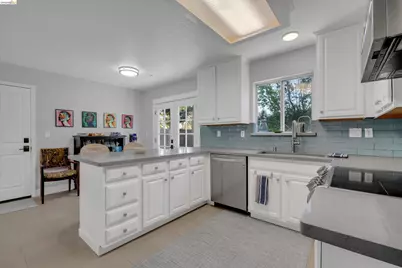1835 Mountview Ter, Benicia, CA 94510 - Photo 9