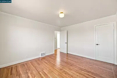 124 Frankfort St, Daly City, CA 94014 - Photo 23