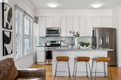 1330 Mason St, San Francisco, CA 94133 - Photo 11