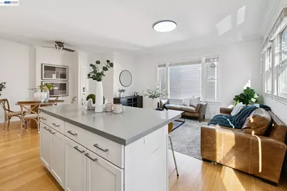 1330 Mason St, San Francisco, CA 94133 - Photo 15