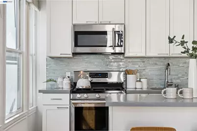 1330 Mason St, San Francisco, CA 94133 - Photo 17